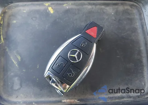 2019 Mercedes-Benz Glc 300 4Matic z USA, uszkodzony, nr VIN WDC0G4KB0KV174877